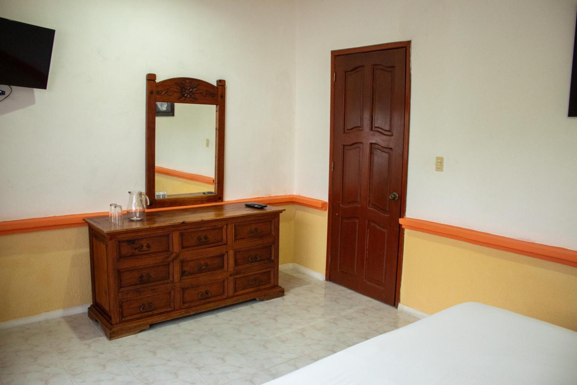 Hotel Vista Caribe 5Ta Av A 5 Pasos De La Playa 신데 델 카르멘 외부 사진