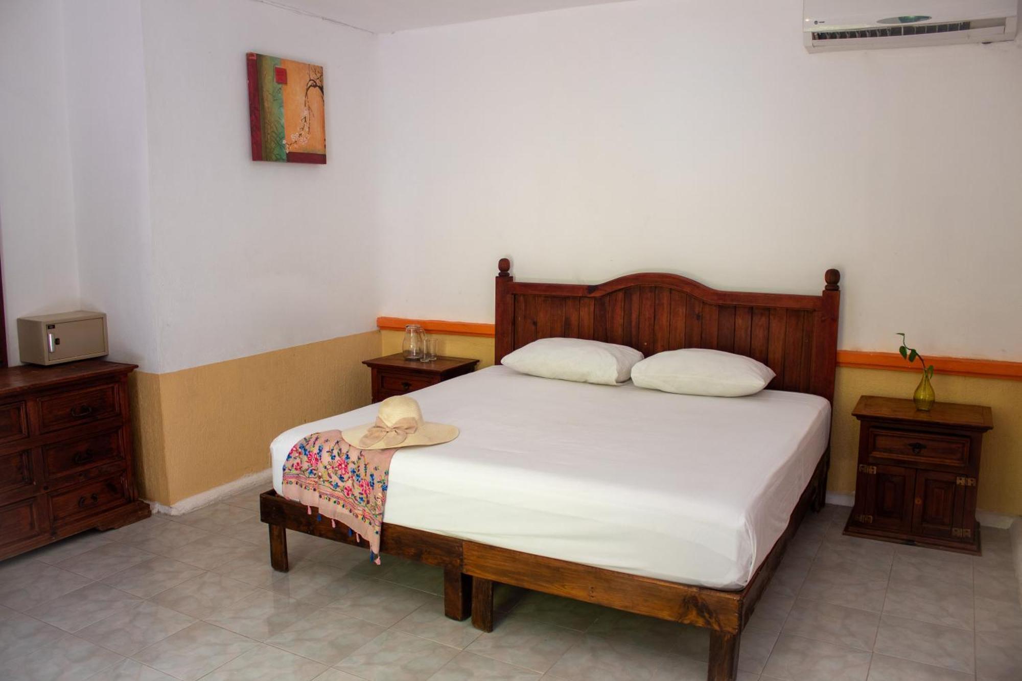 Hotel Vista Caribe 5Ta Av A 5 Pasos De La Playa 신데 델 카르멘 외부 사진